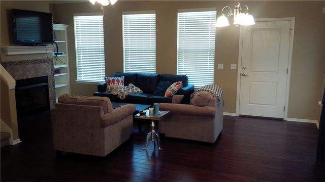 649 N Longfellow Lane, Fayetteville, AR 72704