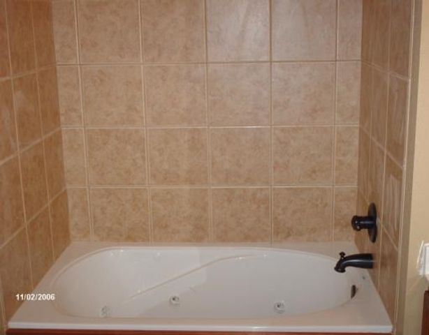 649 N Longfellow Lane, Fayetteville, AR 72704