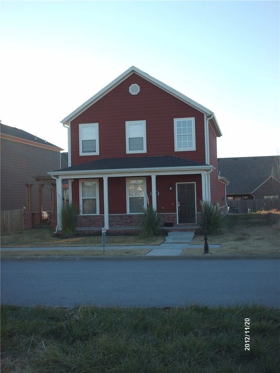 649 N Longfellow Lane, Fayetteville, AR 72704