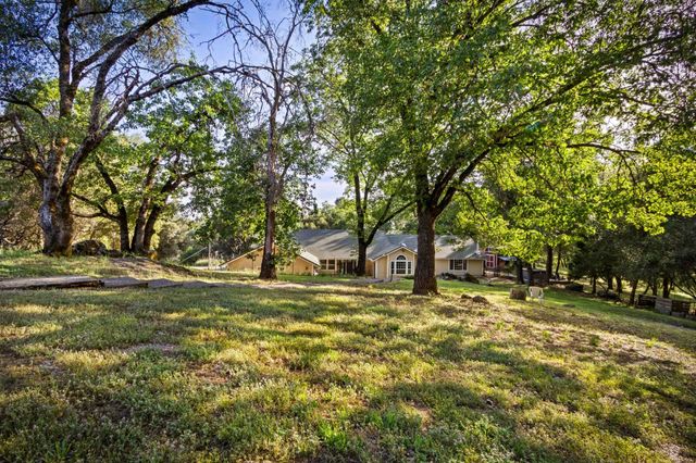 5025 Eco Ridge Rd, Placerville, CA 95667