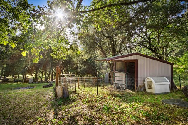 5025 Eco Ridge Rd, Placerville, CA 95667