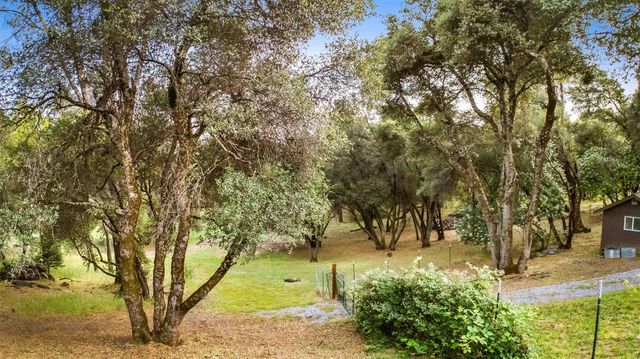 5025 Eco Ridge Rd, Placerville, CA 95667