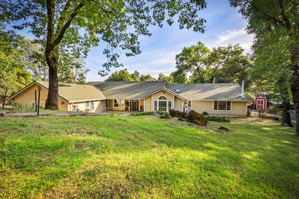 5025 Eco Ridge Rd, Placerville, CA 95667