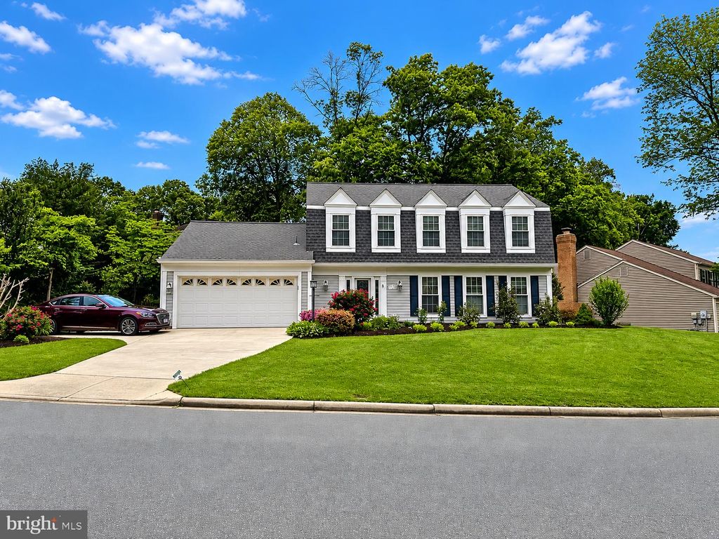 11830 PARLIAMENT DR, Woodbridge, VA 22192