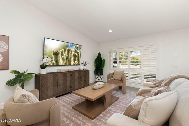 2347 E MESCAL Street, Phoenix, AZ 85028