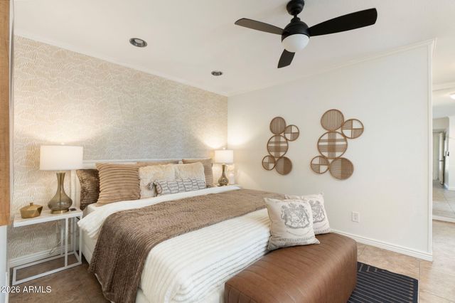 2347 E MESCAL Street, Phoenix, AZ 85028