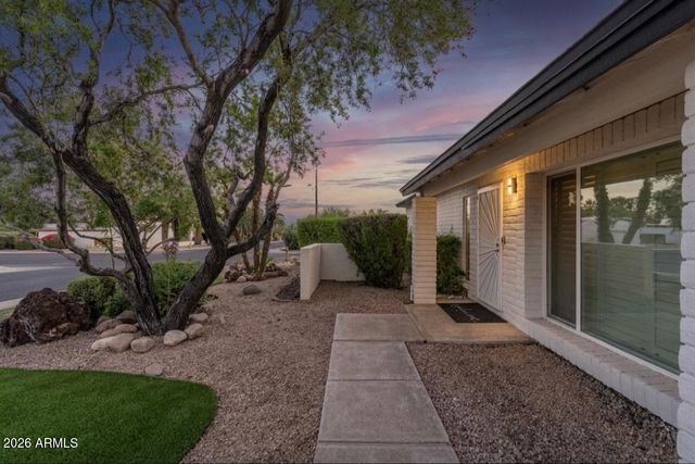 2347 E MESCAL Street, Phoenix, AZ 85028