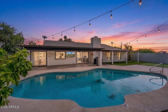 2347 E MESCAL Street, Phoenix, AZ 85028