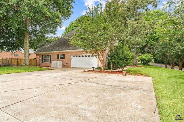 100 Briarmoor Drive, Warner Robins, GA 31088