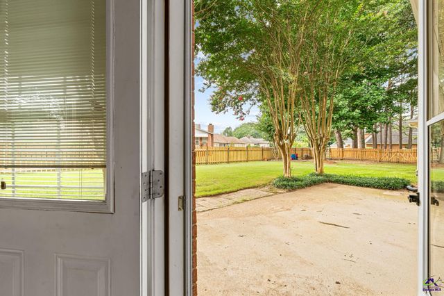 100 Briarmoor Drive, Warner Robins, GA 31088