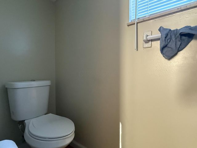 3814 Big Walnut Drive, Groveport, OH 43125