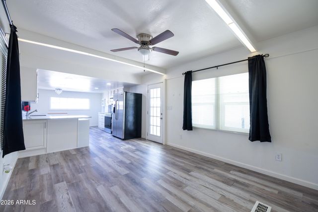 535 S ALMA SCHOOL Road 17, Mesa, AZ 85210