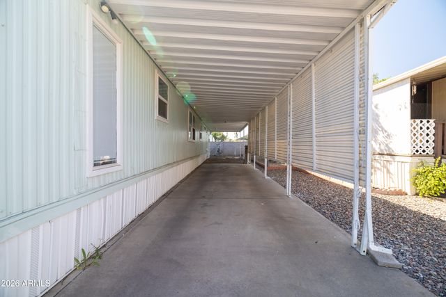 535 S ALMA SCHOOL Road 17, Mesa, AZ 85210