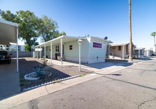 535 S ALMA SCHOOL Road 17, Mesa, AZ 85210