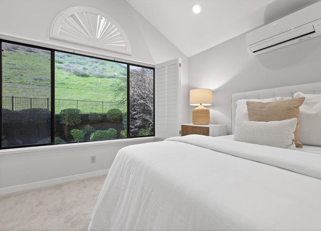 Image 30 of property listing at 455 455 Eagle Valley Way, Danville, CA 94506