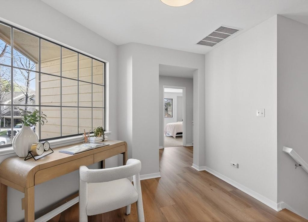 Image 36 of property listing at 455 455 Eagle Valley Way, Danville, CA 94506