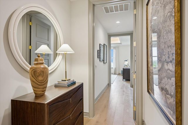 1717 Bissonnet Street 602, Houston, TX 77005