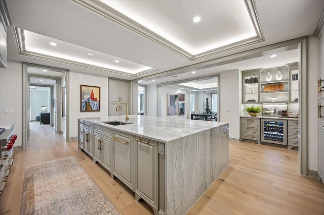 1717 Bissonnet Street 602, Houston, TX 77005