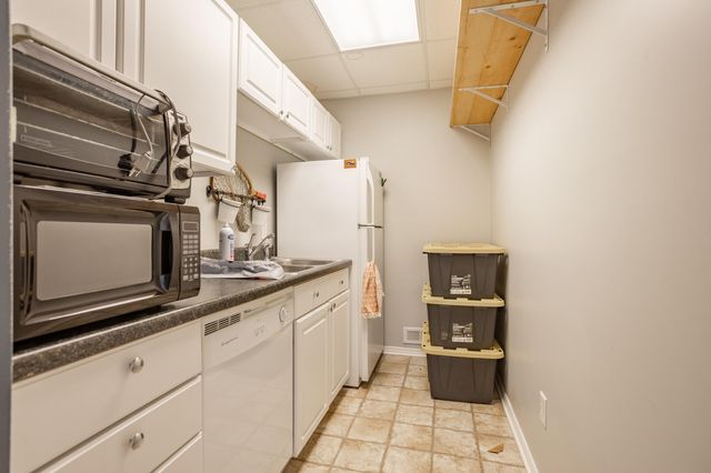5105 W Dulin Lane, Brookline, MO 65619