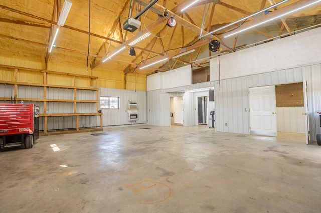 5105 W Dulin Lane, Brookline, MO 65619