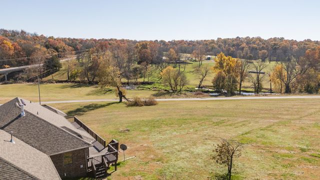 5105 W Dulin Lane, Brookline, MO 65619
