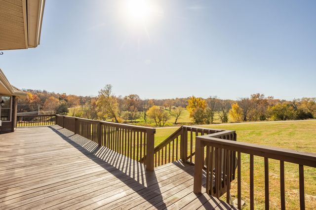 5105 W Dulin Lane, Brookline, MO 65619