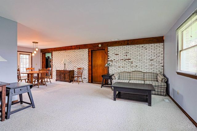 885 W Michaels Road, Tipp City, OH 45371