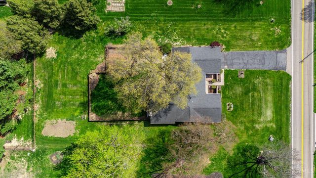 885 W Michaels Road, Tipp City, OH 45371