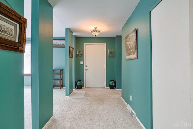 885 W Michaels Road, Tipp City, OH 45371