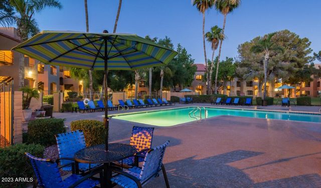 6201 W Olive Avenue A2, Glendale, AZ 85302