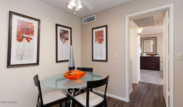 6201 W Olive Avenue A2, Glendale, AZ 85302