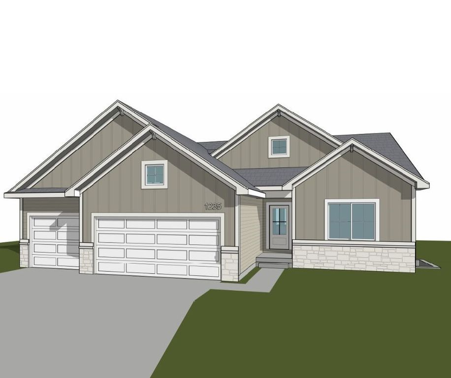 1235 S 92nd Street, West Des Moines, IA 50266