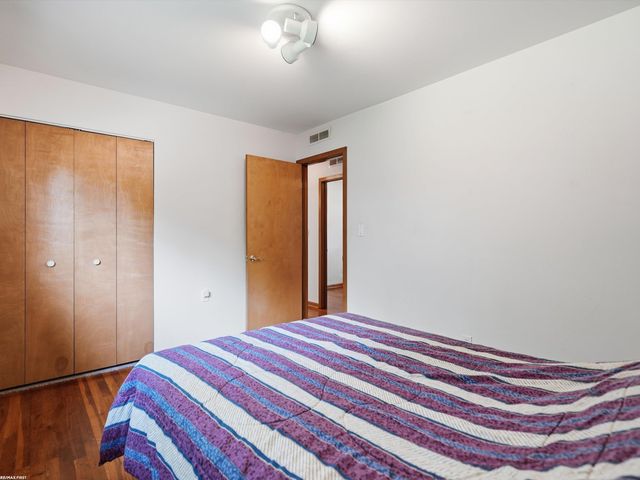 10994 Lesure Drive, Sterling Heights, MI 48312