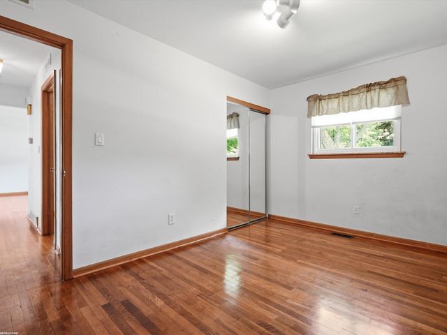 10994 Lesure Drive, Sterling Heights, MI 48312