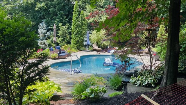 176 Boulder Hill Drive, Shelburne, VT 05482