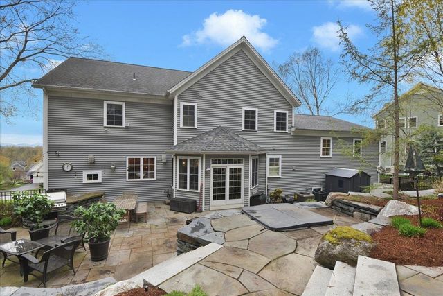 176 Boulder Hill Drive, Shelburne, VT 05482