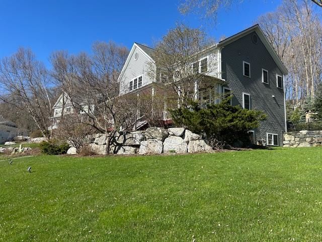 176 Boulder Hill Drive, Shelburne, VT 05482