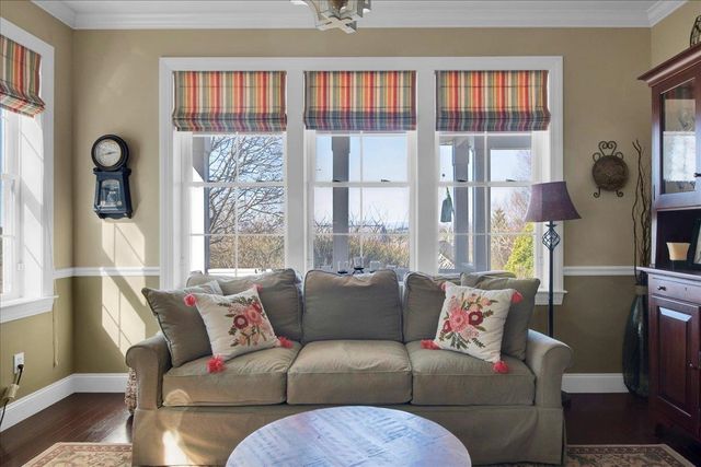 176 Boulder Hill Drive, Shelburne, VT 05482