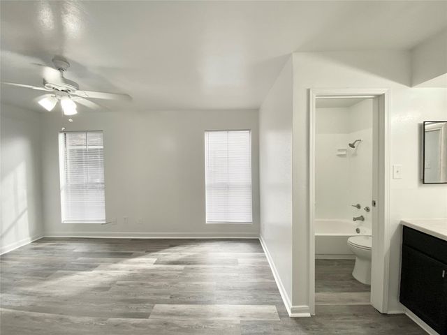 7200 W T C Jester Blvd, Unit 2502 Boulevard 2502, Houston, TX 77088