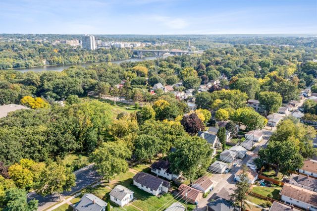 4336 46th Avenue S, Minneapolis, MN 55406