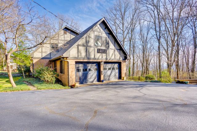 1117 Mountain Terrace, Lookout Mountain, GA 30750