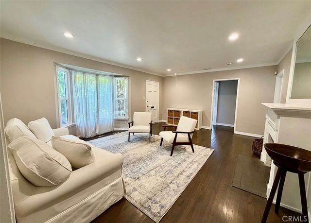 12454 Kling, Studio City, CA 91604