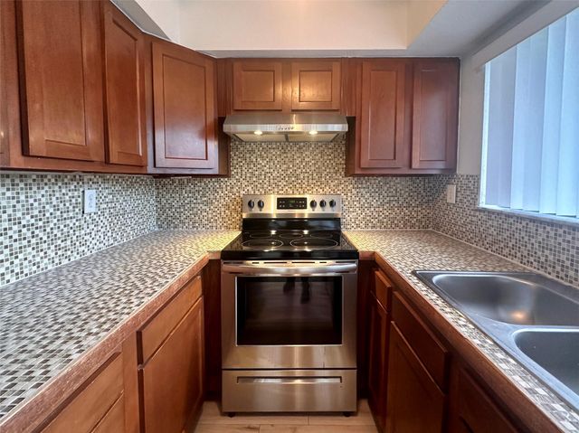 2580 Coral Springs Drive, Coral Springs, FL 33065