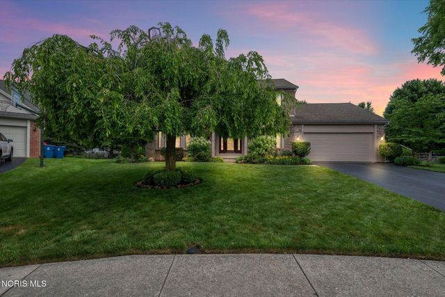 2252 Cedarwood Drive, Maumee, OH 43537