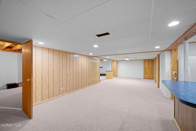 2252 Cedarwood Drive, Maumee, OH 43537