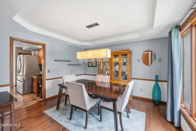 2252 Cedarwood Drive, Maumee, OH 43537