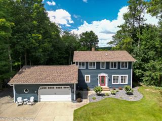 415 Vista Lane, Fremont City, MI 49412