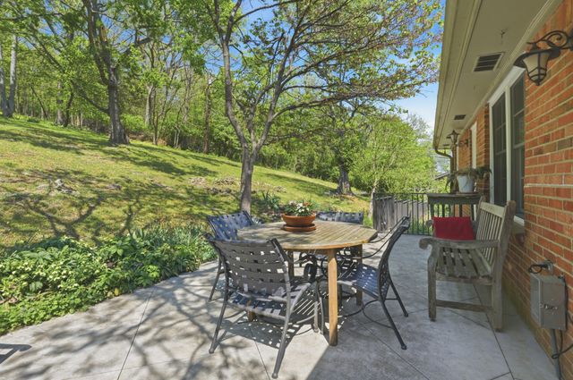 815 Rodney Dr, Nashville, TN 37205