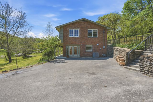 815 Rodney Dr, Nashville, TN 37205
