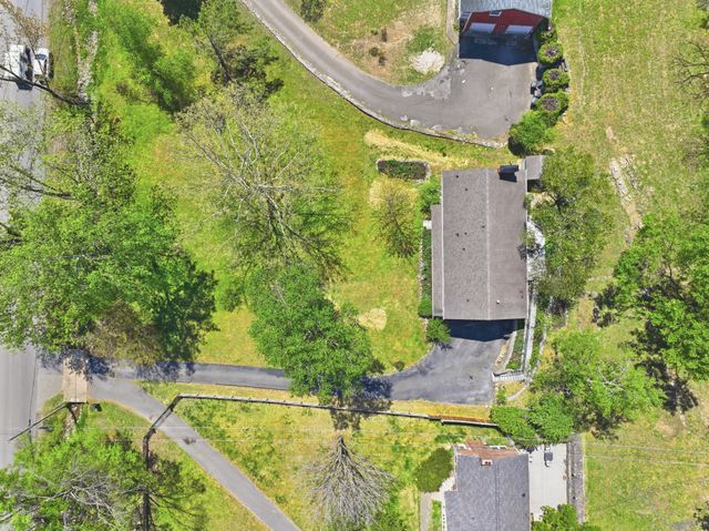 815 Rodney Dr, Nashville, TN 37205